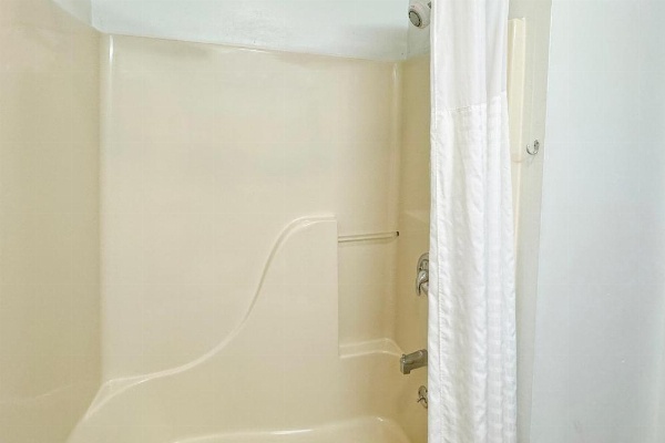 FairBridge Inn & Suites Batavia-Darien Amusement Park image 17