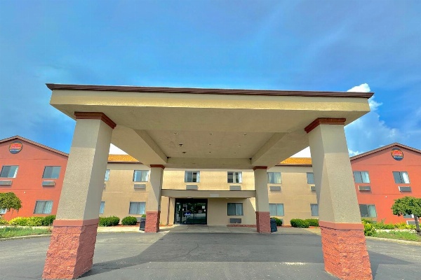 FairBridge Inn & Suites Batavia-Darien Amusement Park Main image